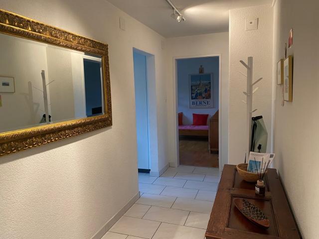 Wohnung mieten in Einigen, Zürich