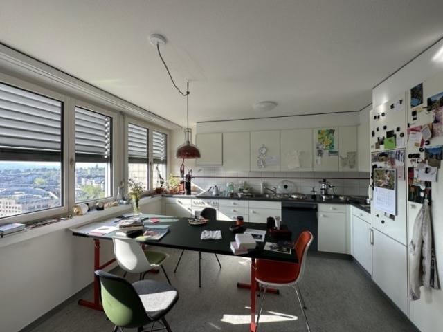 Wohnung mieten in Einigen, Zürich