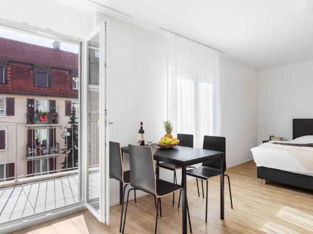 Apartment mieten in Einigen, Zürich