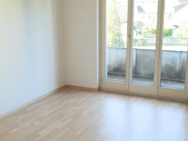 Apartment mieten in Einigen, Zürich