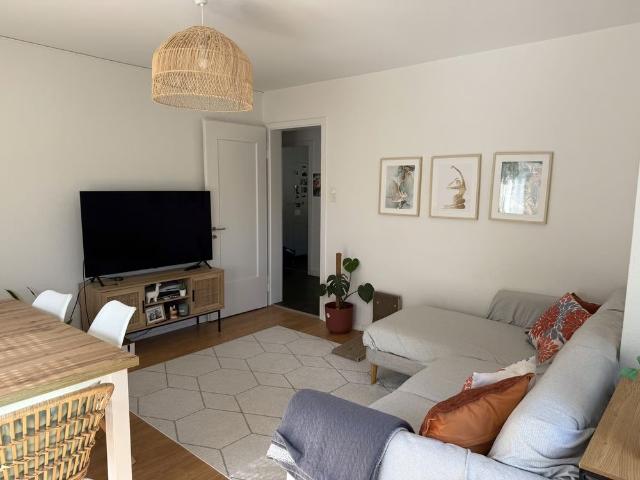 Haus mieten in Einigen, Zürich