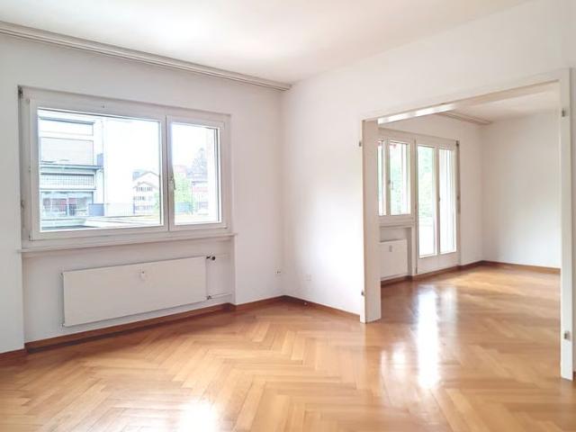 Apartment mieten in Einigen, Zürich