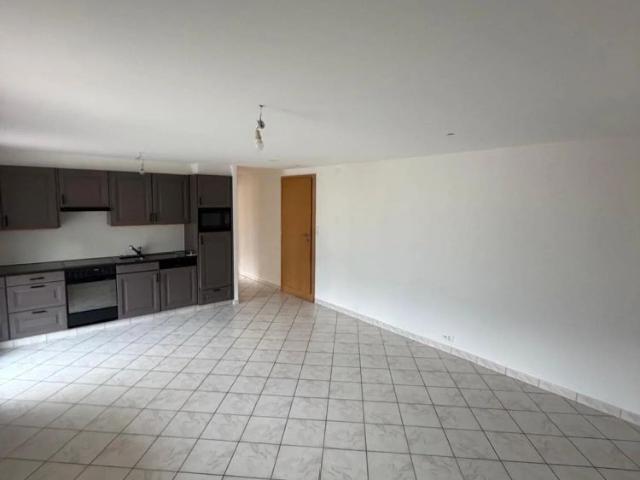 Apartment mieten in Euloz, Fully