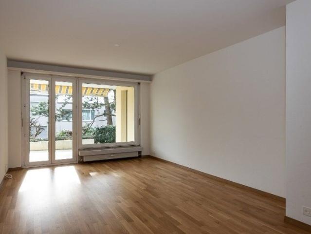 Apartment mieten in Einigen, Zürich