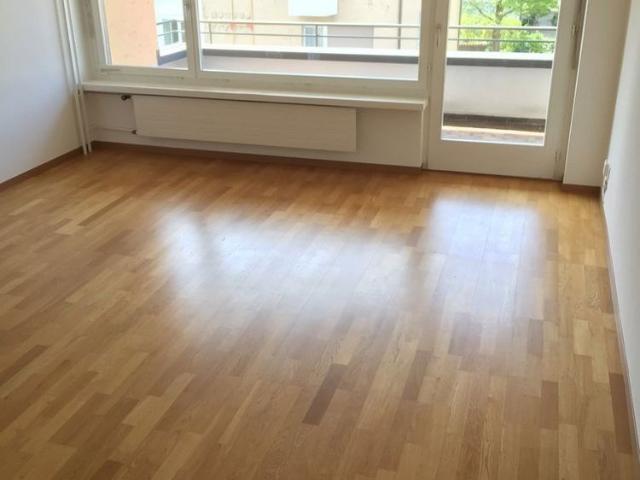 Apartment mieten in Einigen, Zürich
