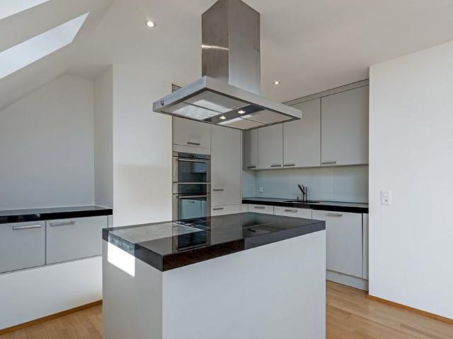 Apartment mieten in Einigen, Zürich