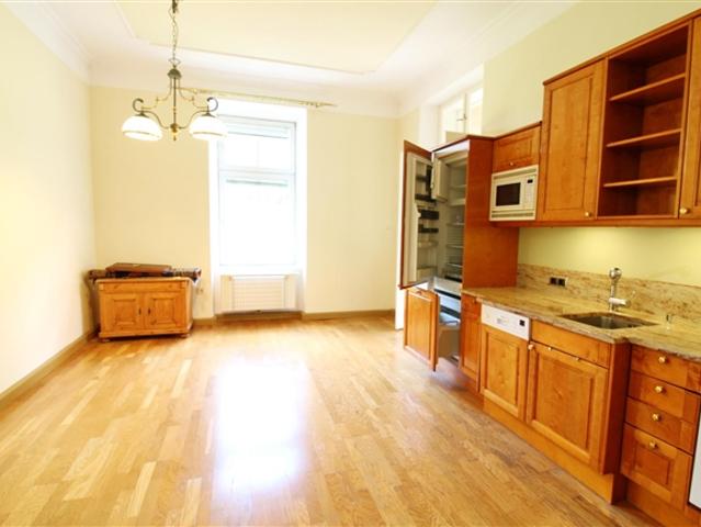 Wohnung kaufen in Roith, Ahorn