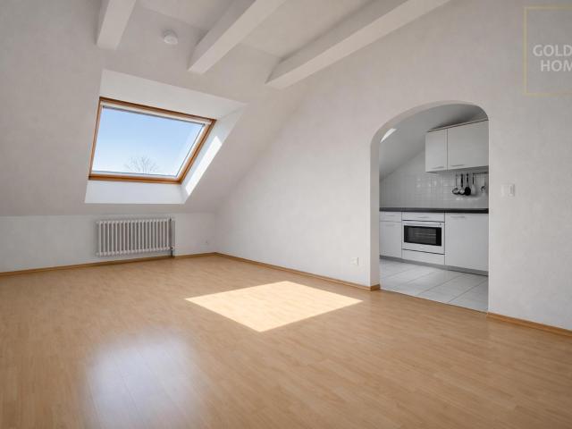 Dachgeschosswohnung kaufen in Ramersdorf-Perlach, München