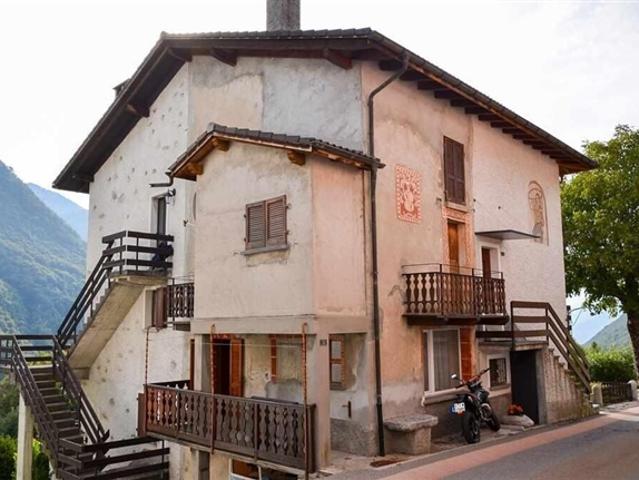 Einfamilienhaus kaufen in Bellinzona, Tessin