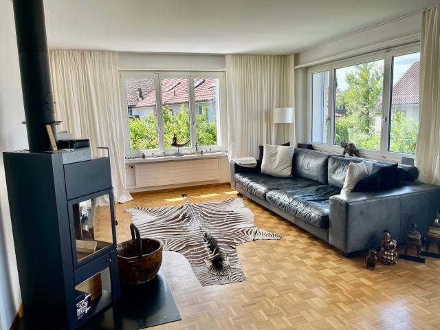 Wohnung mieten in Zollikon, Bezirk Meilen