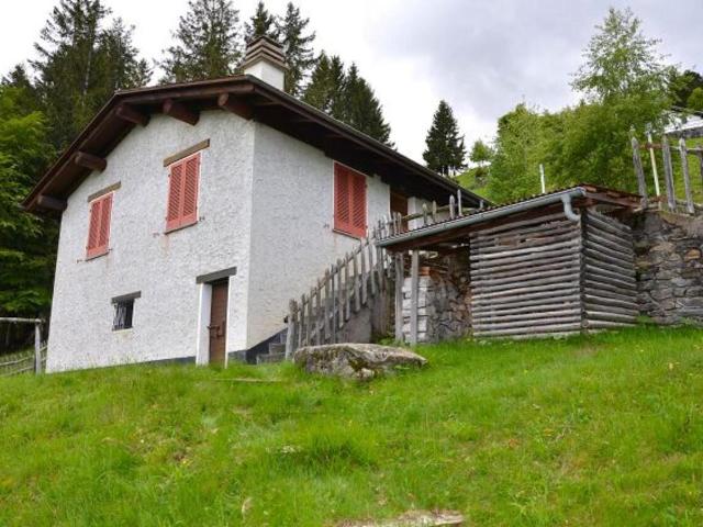 Immobilie kaufen in Roveredo (GR), Graubünden
