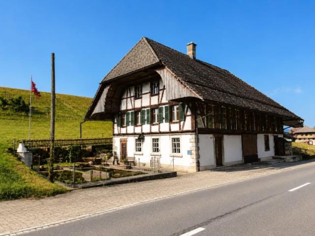 Immobilie kaufen in Oeschenbach, Bern
