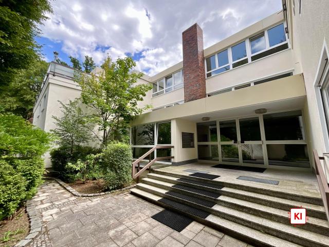 Wohnung kaufen in Thalkirchen-Obersendling-Forstenried-Fürstenried-Solln, München