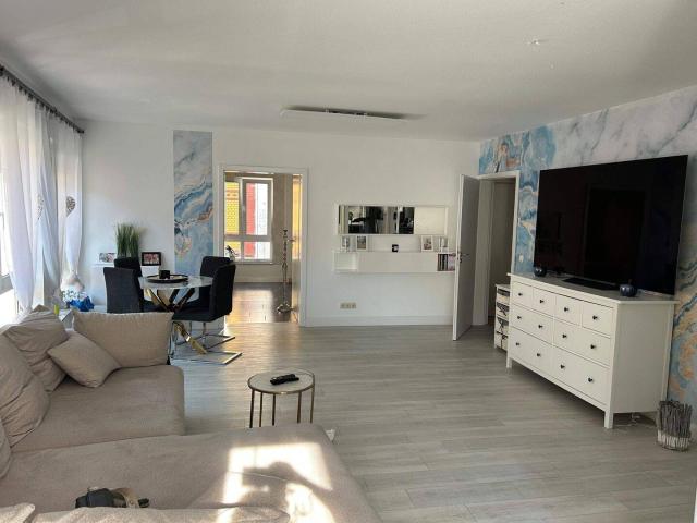 Etagenwohnung kaufen in Wiesbaden, Mainz-Kostheim