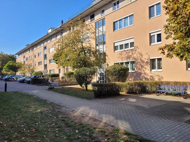 Wohnung kaufen in Gedächtnis Siedlung, Augsburg