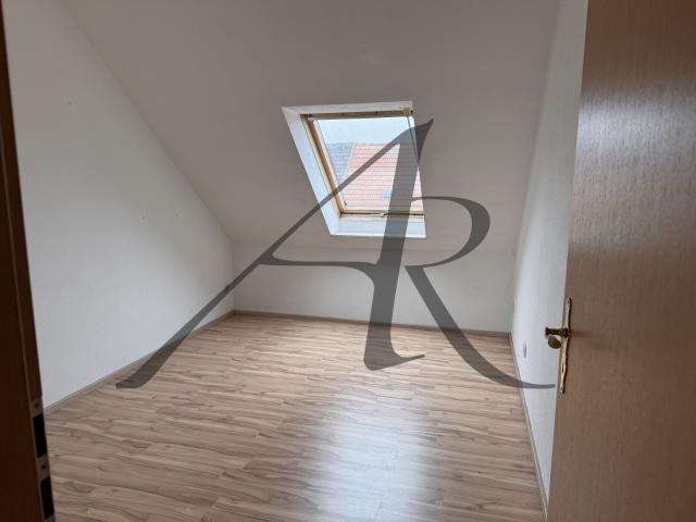 Dachgeschosswohnung mieten in Haferbreite, Stendal