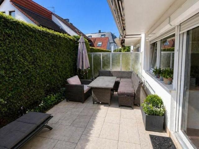 Wohnung kaufen in Karlsfeld, Bayern