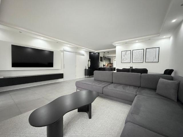 Wohnung kaufen in Stadtbergen, Bayern