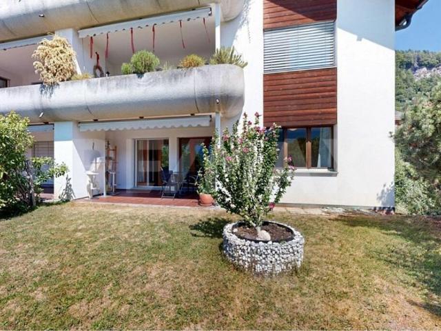 Wohnung kaufen in Jenins, Graubünden