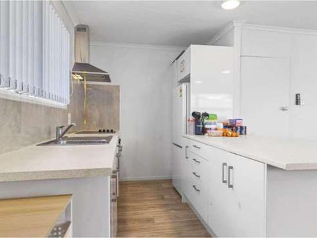 House for sale in Manurewa, Oroua County