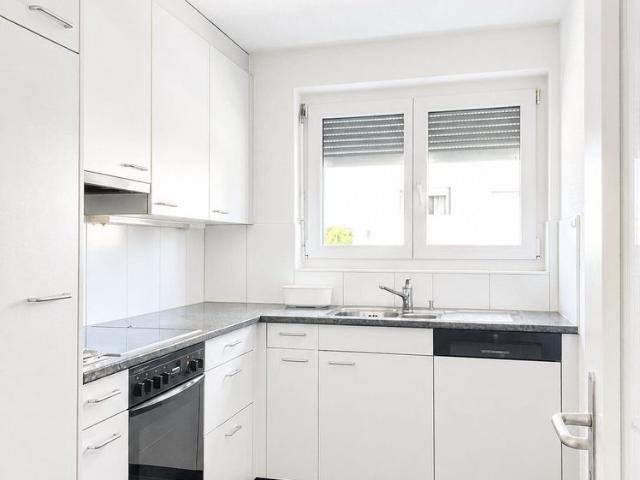 Apartment mieten in Einigen, Zürich