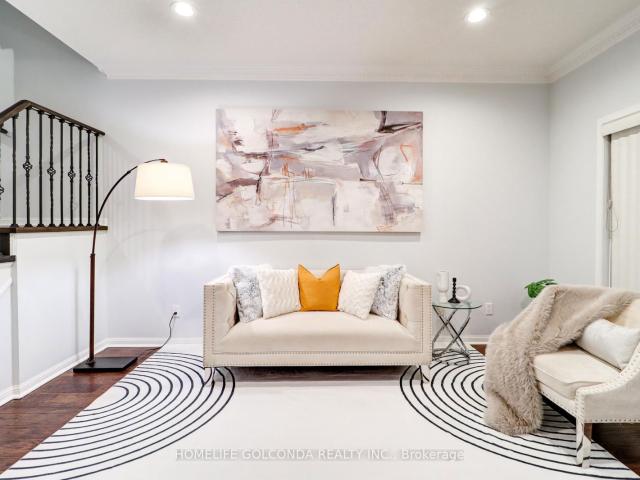 Condo for sale in Toronto, Golden Horseshoe