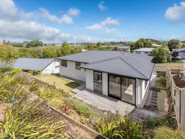 House for sale in Huntly, Waikato