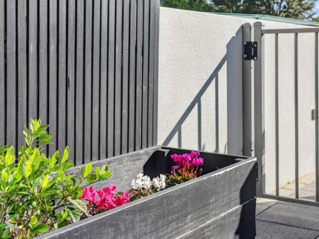 Apartment for sale in Whangaparaoa