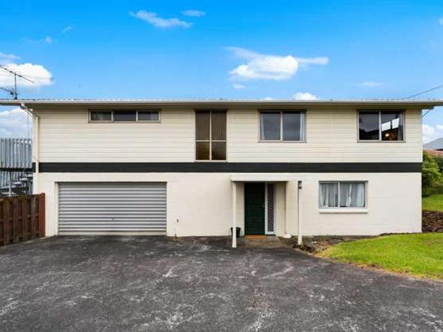 House for sale in Blockhouse Bay