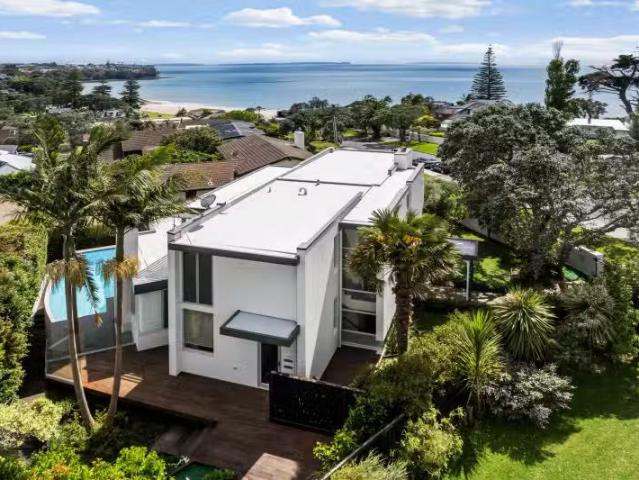 House for sale in Wairau Valley