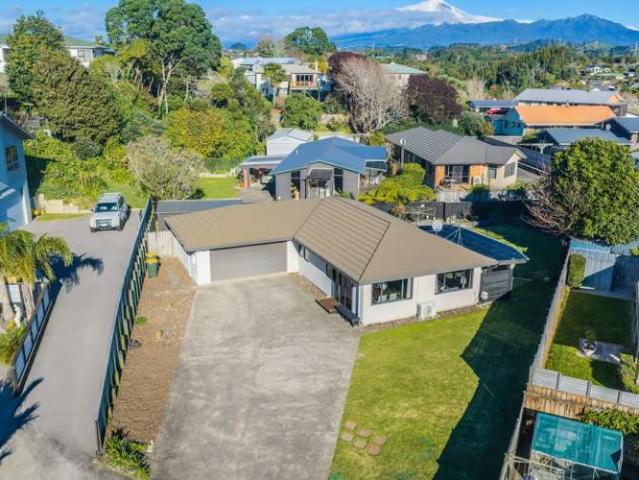 House for sale in Hillsborough, Taranaki