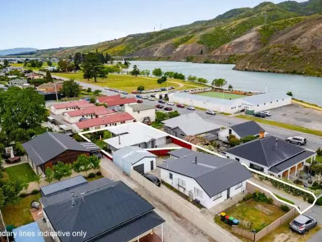 House for sale in Otakou