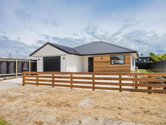 House for sale in Otane