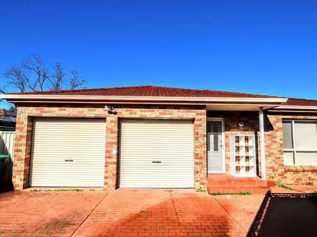 House for rent in Chester Hill