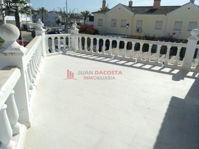 Casa en alquiler en Lepe