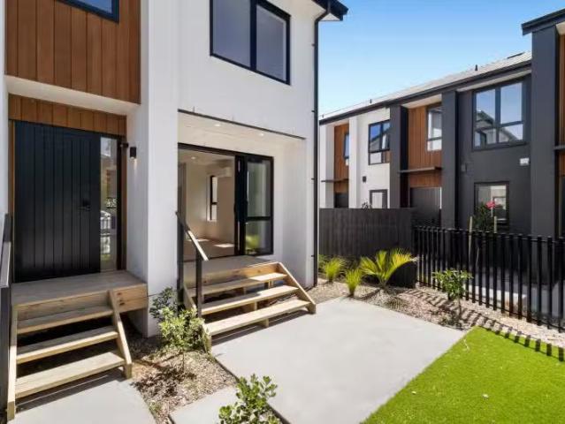 House for sale in Auckland, Oroua County