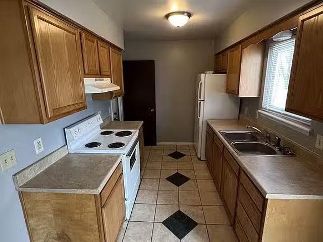 House for rent in Lansing