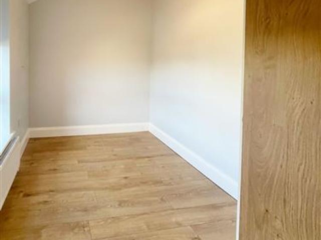Apartment to rent in Bluebell, North Tipperary