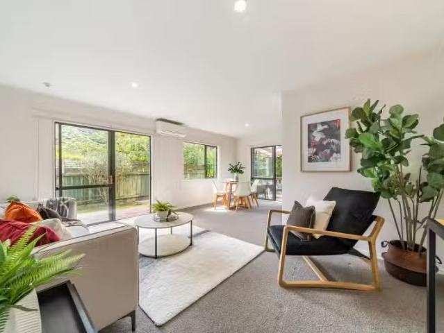 House for sale in Days Bay, Wellington