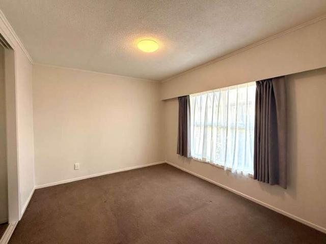 Apartment for rent in Whangaparaoa