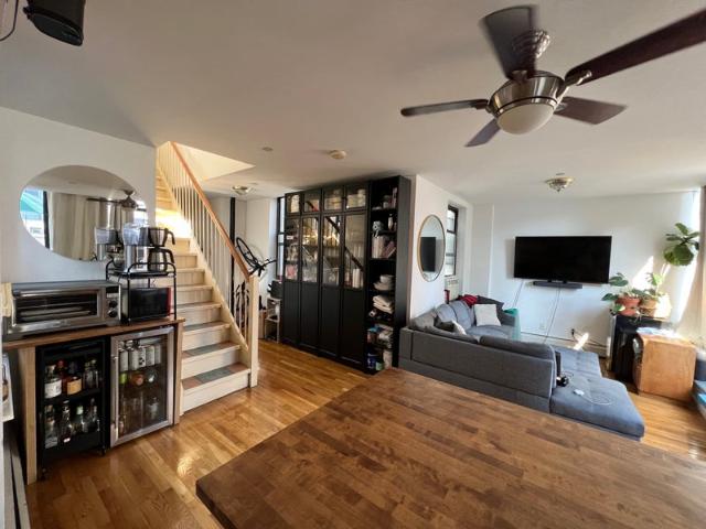 Room for rent in Arverne, New York