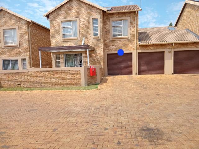 Apartment for rent in Tshwane Ward 57, Centurion