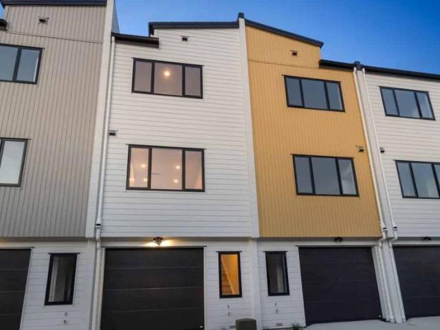 Townhouse for rent in Glen Innes