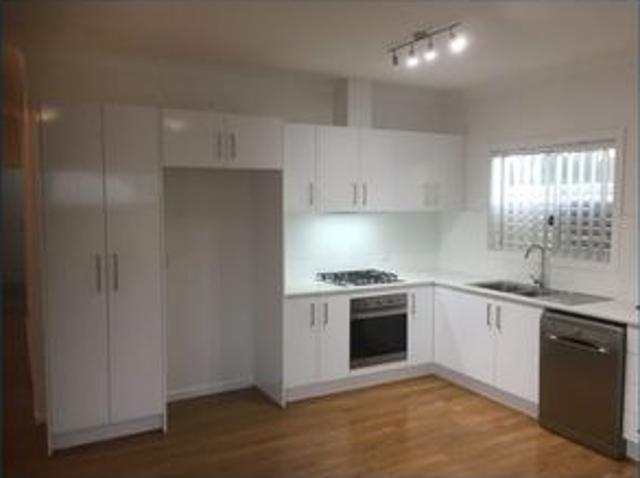 House for rent in Wollongong West, New South Wales