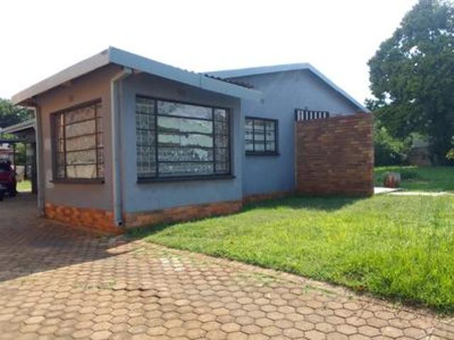 House for sale in Mohlakeng, Gauteng
