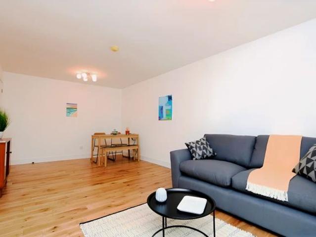 Apartment for rent in Woodside, Glasgow