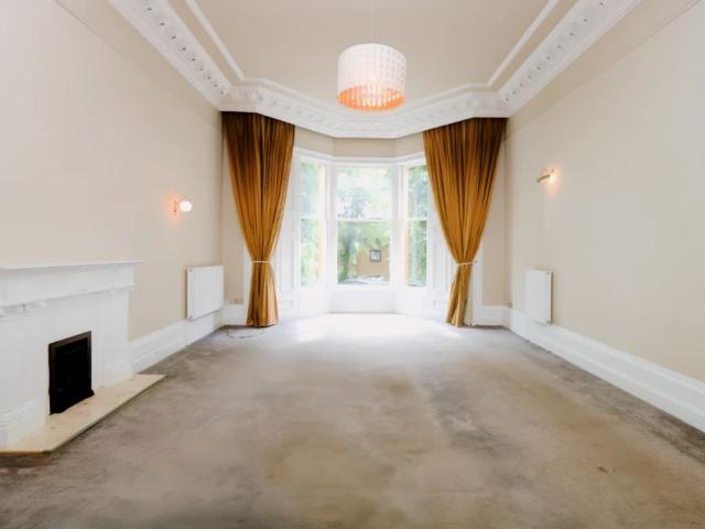 Apartment for rent in Dowanhill, Scotland