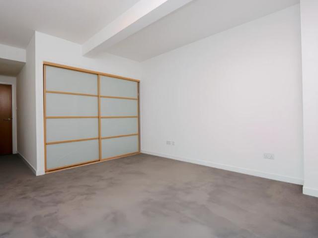 Apartment for rent in Thornwood, Govan