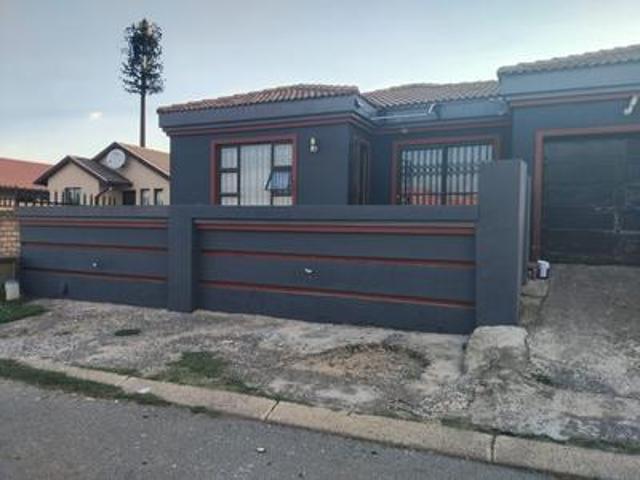 House for sale in Vosloorus, Gauteng
