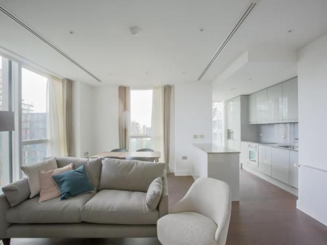 Apartment for rent in Poplar Grove, Greater London